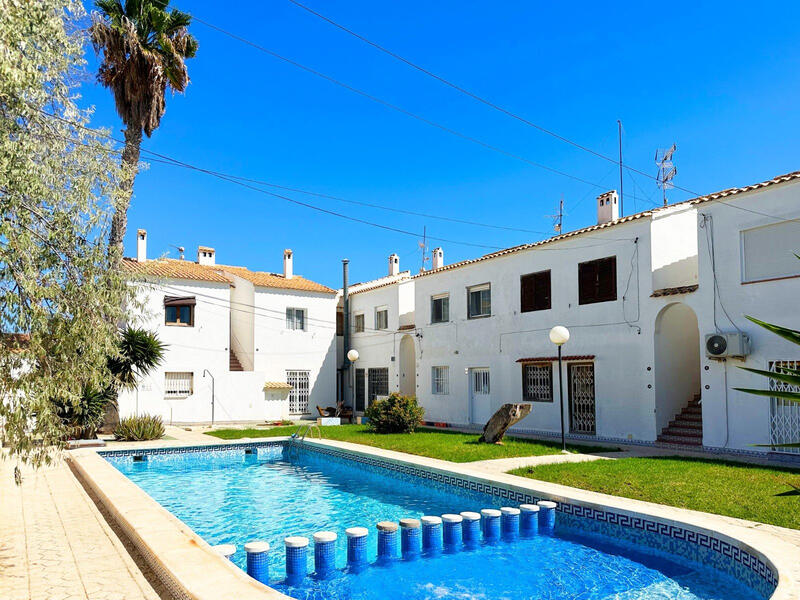 2 bedroom Villa for sale