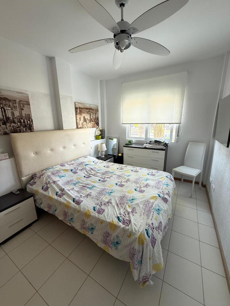 2 slaapkamer Gezinswoning Te koop
