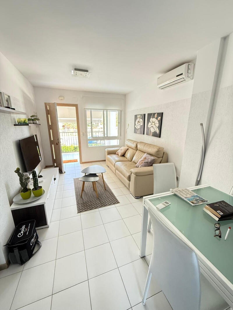 2 slaapkamer Gezinswoning Te koop