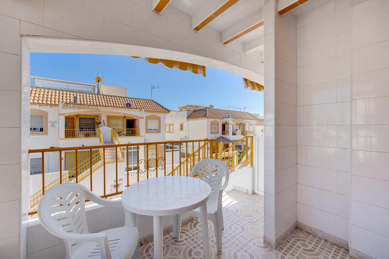 Villa Te koop in Torrevieja, Alicante