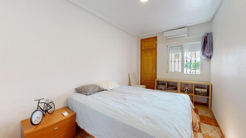 2 slaapkamer Appartement Te koop