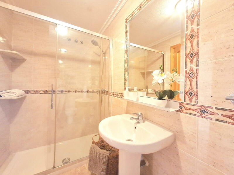 2 Schlafzimmer Appartement zu verkaufen