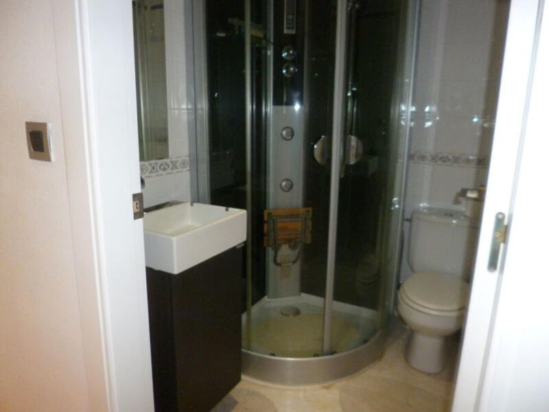3 slaapkamer Appartement Te koop