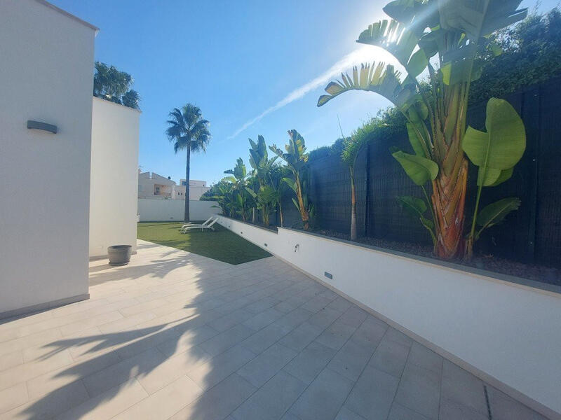 5 bedroom Villa for sale