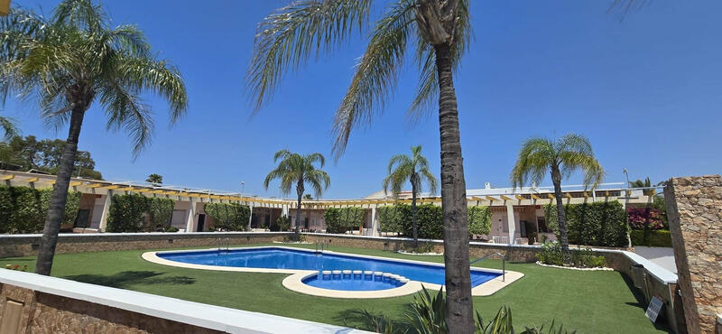 2 bedroom Townhouse for sale