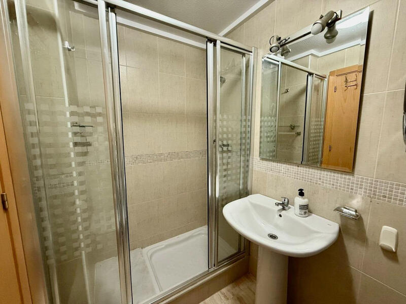 1 bedroom Apartment for sale