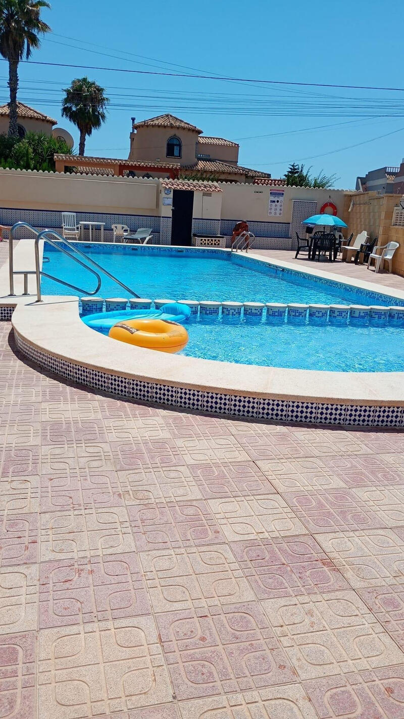 1 slaapkamer Villa Te koop