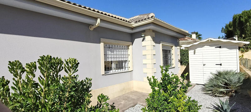 4 slaapkamer Villa Te koop