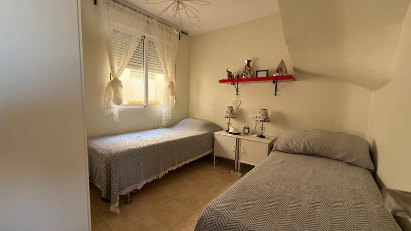 3 bedroom Apartment for sale