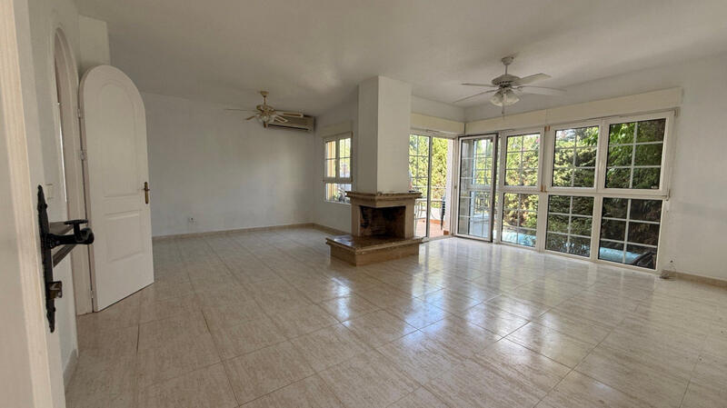 Villa for sale in Orihuela, Alicante
