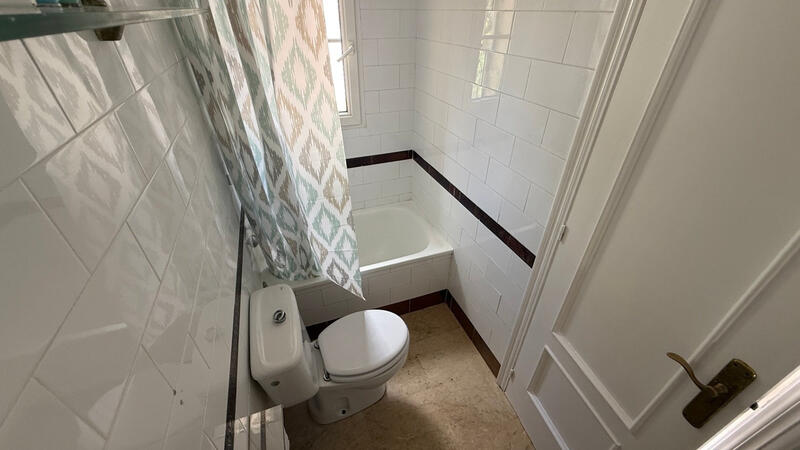 2 Cuarto Villa en venta