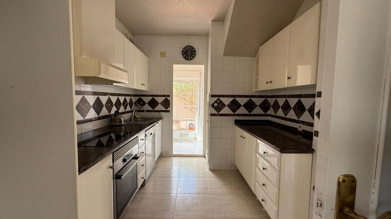 2 Cuarto Villa en venta