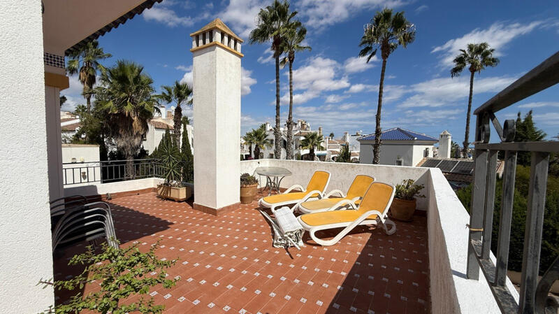 2 Cuarto Villa en venta