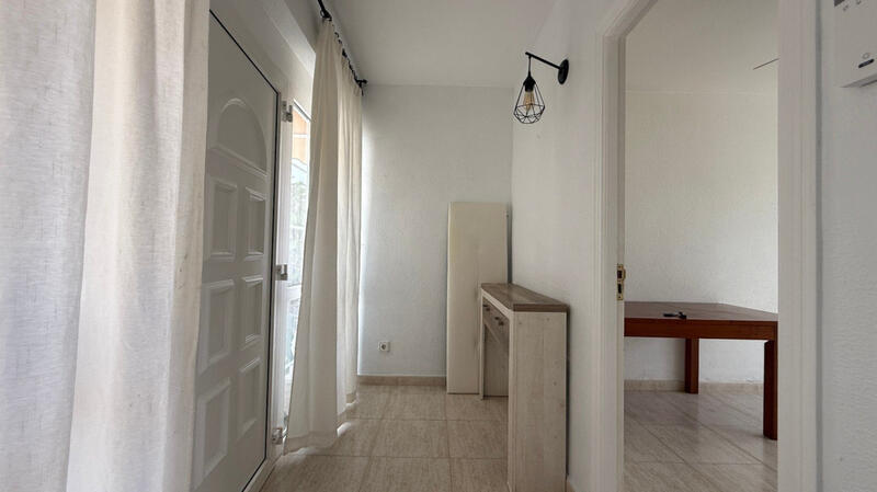 2 Cuarto Villa en venta