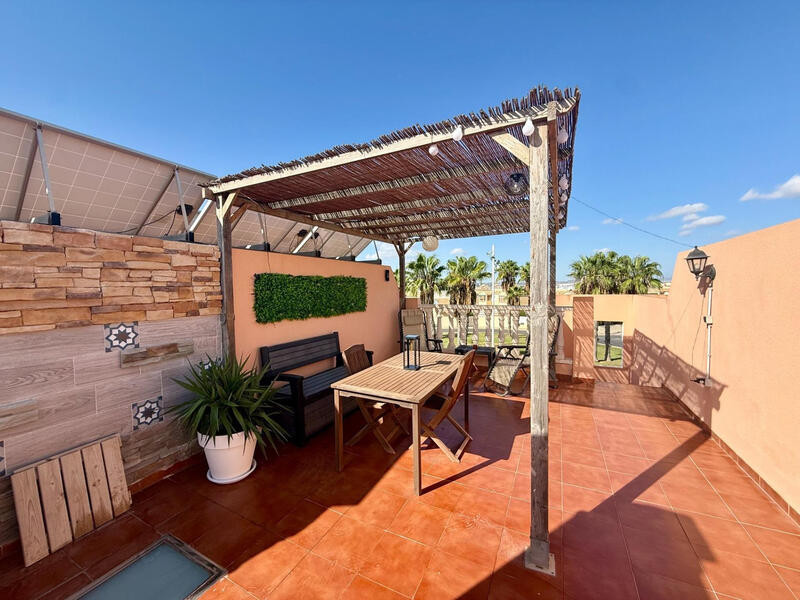 Villa til salgs i Torrevieja, Alicante