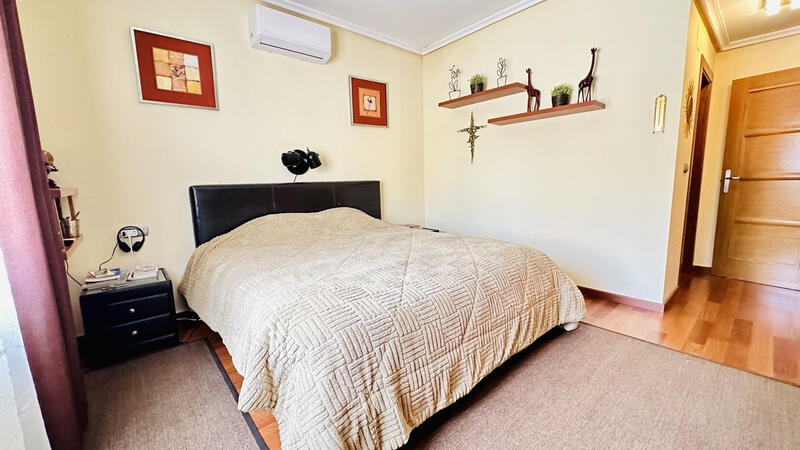 4 bedroom Villa for sale