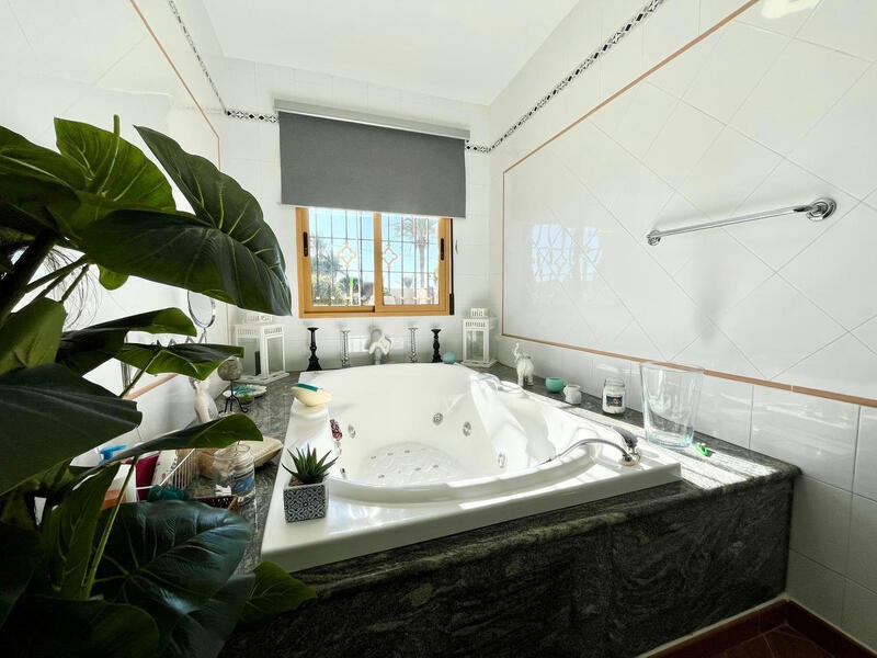 3 chambre Auberge à vendre