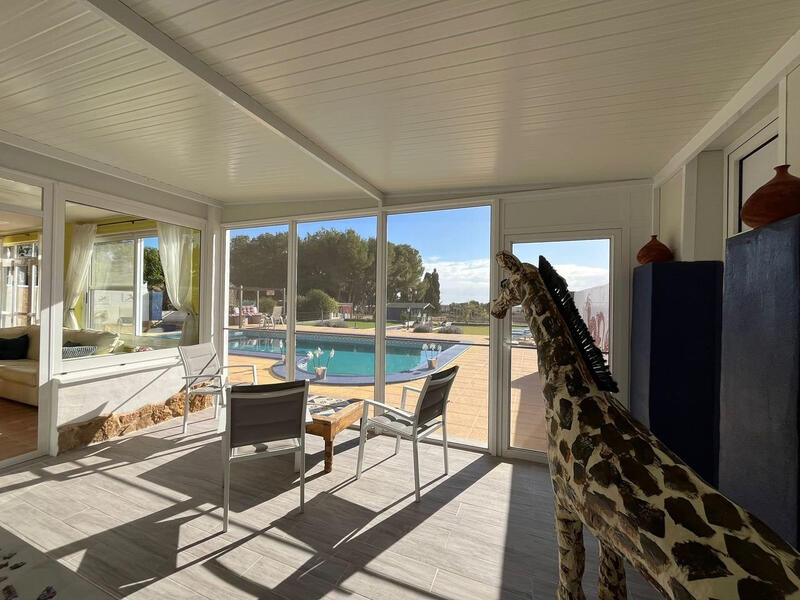 6 bedroom Country House for sale
