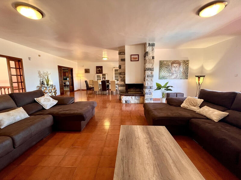 4 bedroom Villa for sale