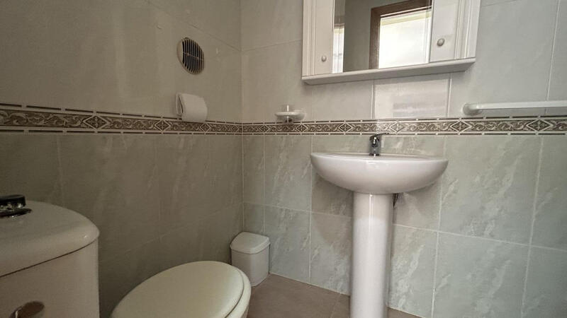 2 Cuarto Adosado en venta