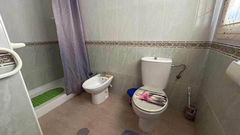 2 Cuarto Adosado en venta