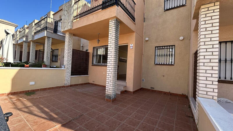 2 Cuarto Adosado en venta