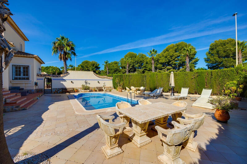 3 bedroom Villa for sale