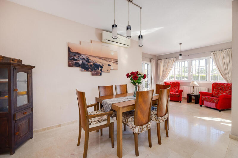 3 bedroom Villa for sale