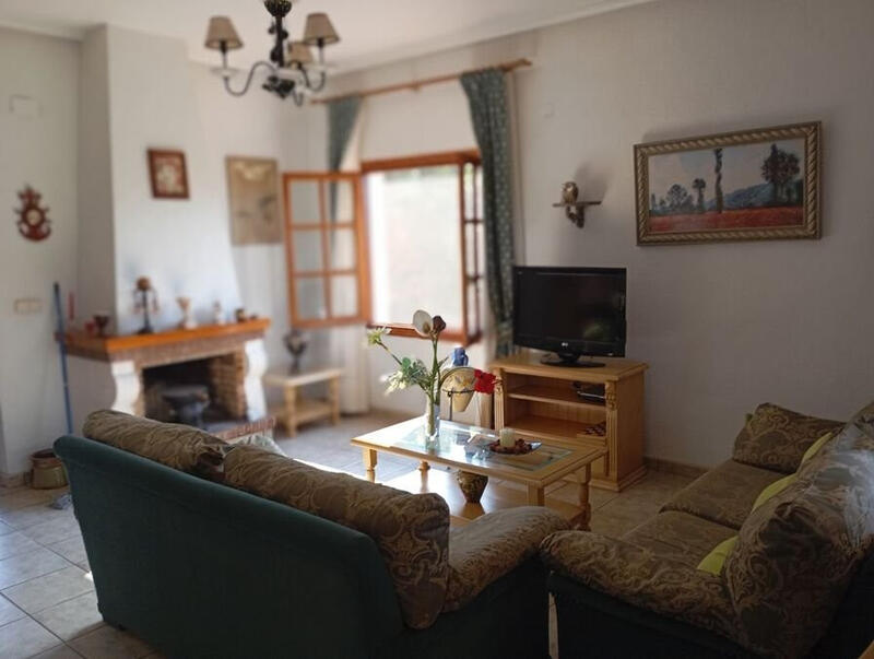 4 bedroom Country House for sale