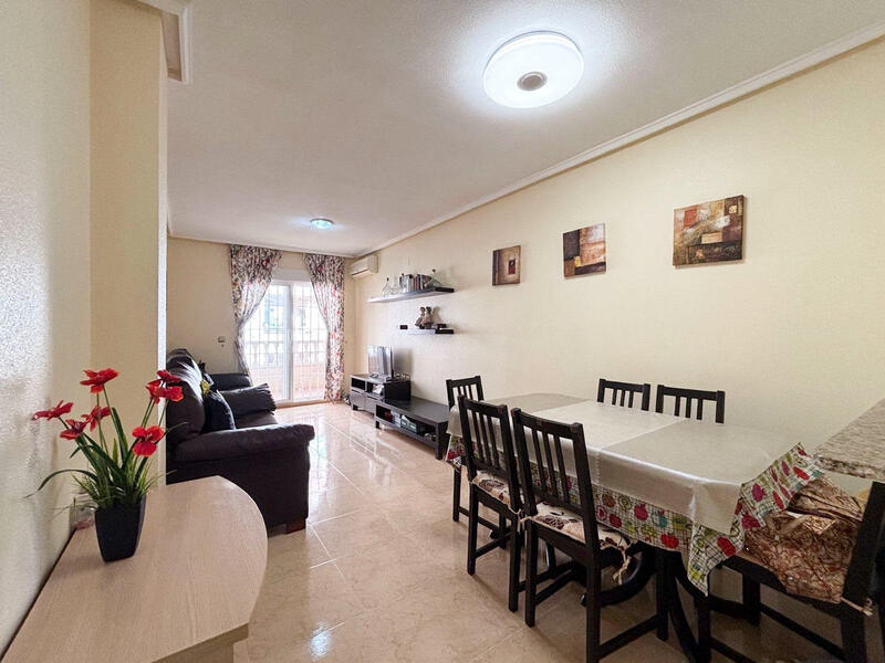 Apartment for sale in Torrevieja, Alicante