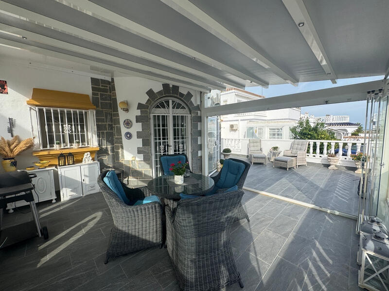 3 Cuarto Villa en venta