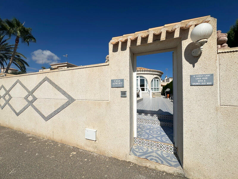 3 bedroom Villa for sale