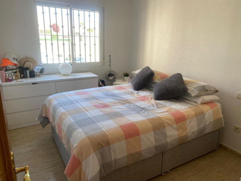 2 slaapkamer Appartement Te koop