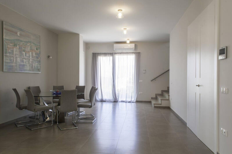 6 bedroom Villa for sale