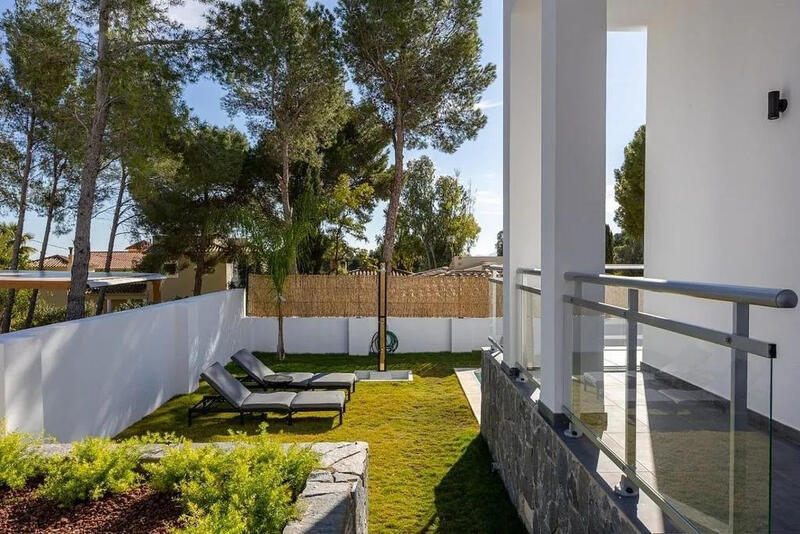 4 bedroom Villa for sale