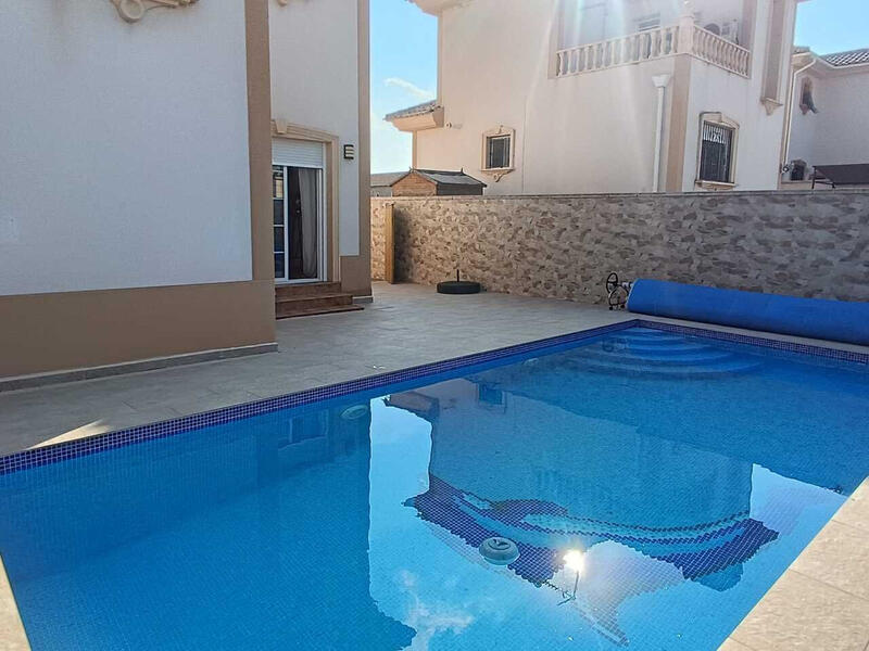 3 bedroom Villa for sale