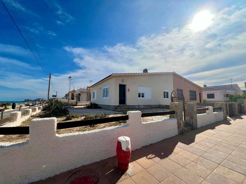 Villa til salgs i La Mata, Alicante