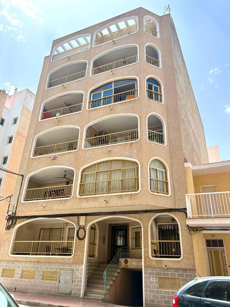 Apartment for sale in Torrevieja, Alicante