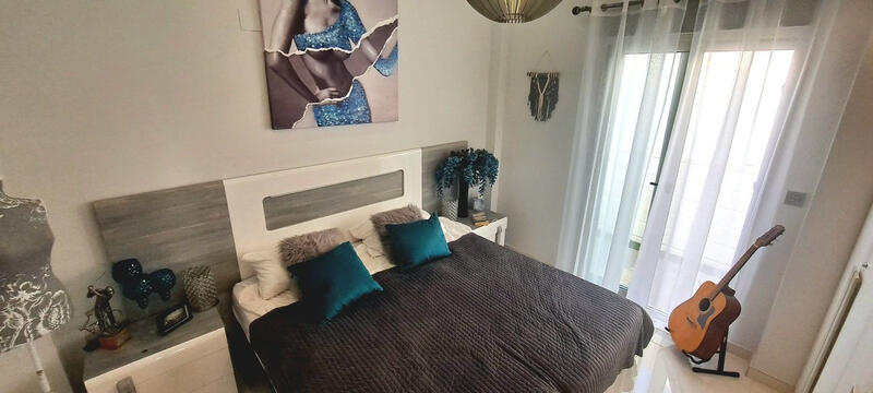 4 Cuarto Villa en venta