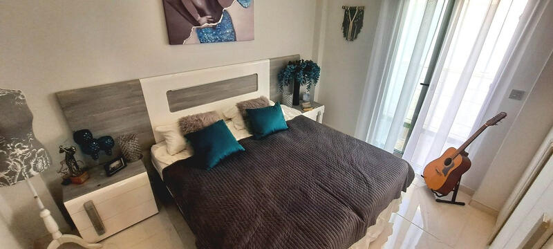 4 Cuarto Villa en venta