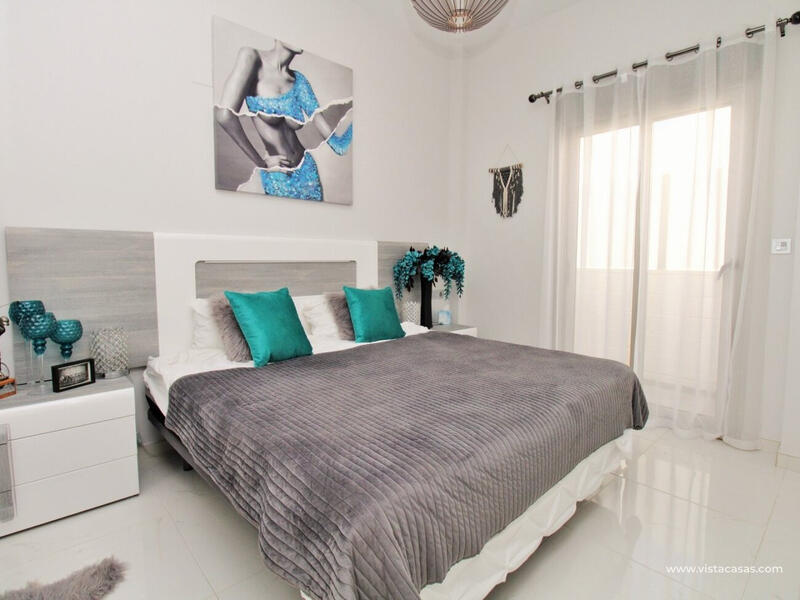 4 Cuarto Villa en venta