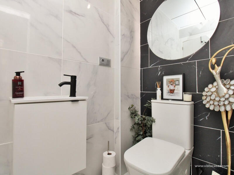 4 Cuarto Villa en venta