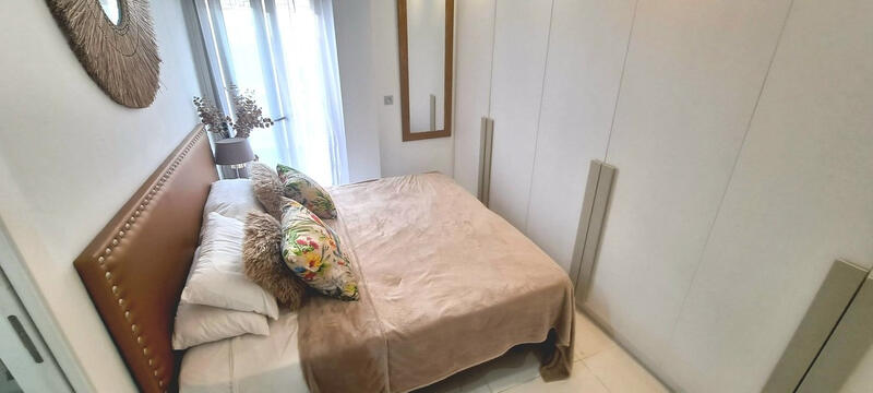 4 Cuarto Villa en venta