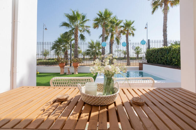 2 Cuarto Villa en venta