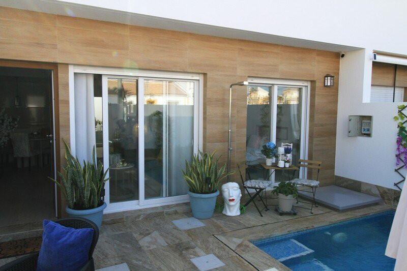 3 bedroom Townhouse for sale