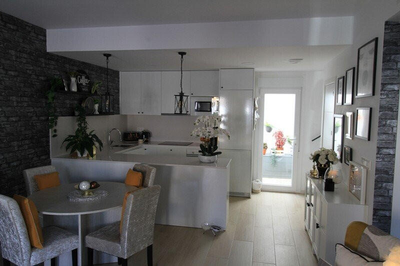 3 bedroom Townhouse for sale