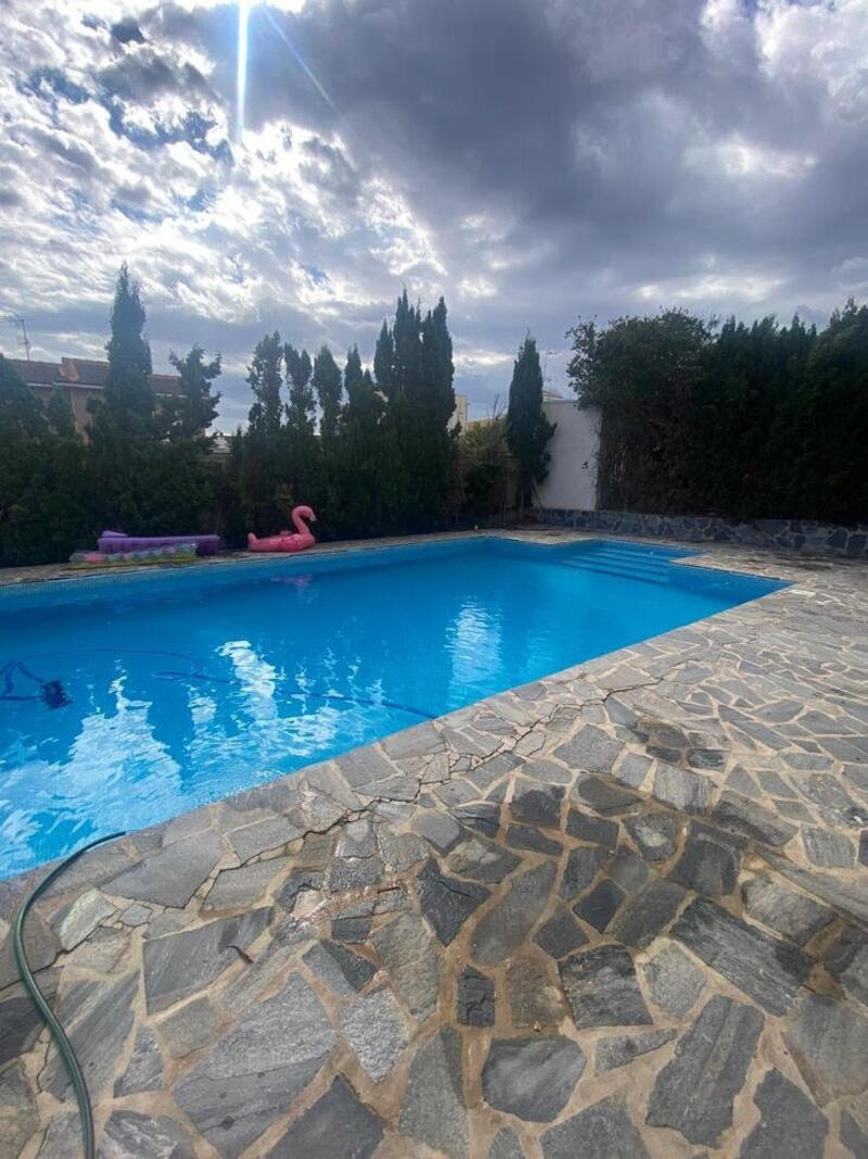 4 bedroom Villa for sale