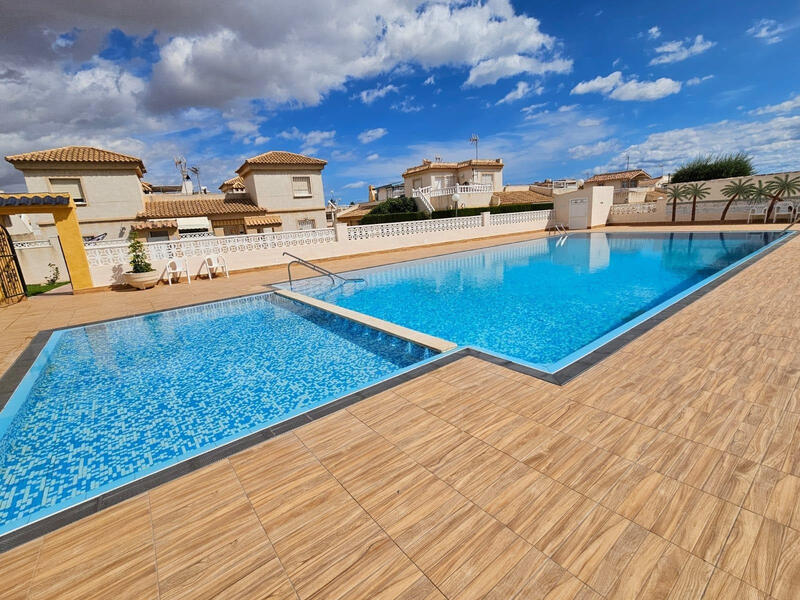 Townhouse for sale in Torrevieja, Alicante