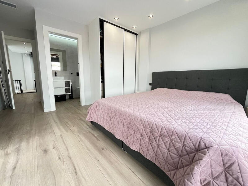 4 soveværelse Villa til salg