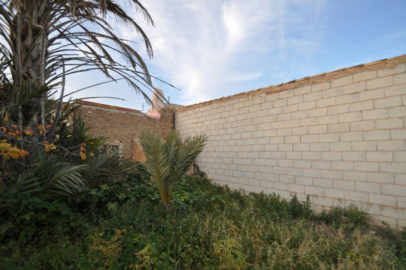 5 bedroom Townhouse for sale